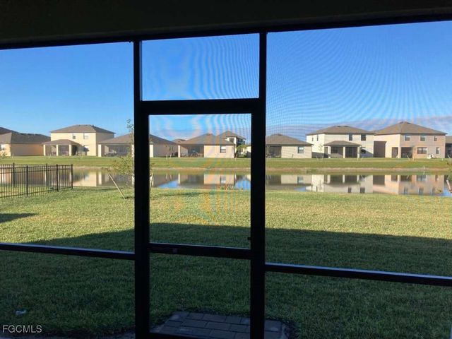 3261 Altimira DR, Fort Myers, FL 33905