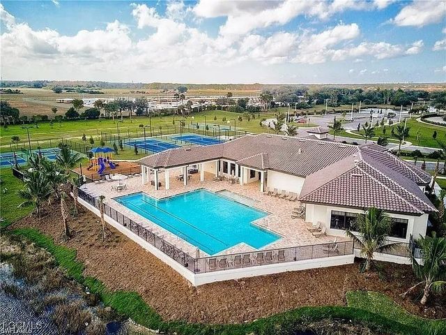 3261 Altimira DR, Fort Myers, FL 33905