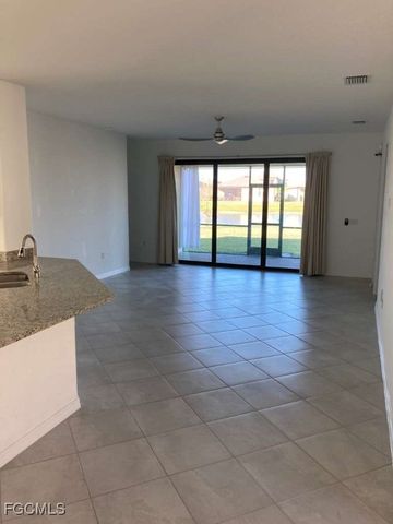 3261 Altimira DR, Fort Myers, FL 33905