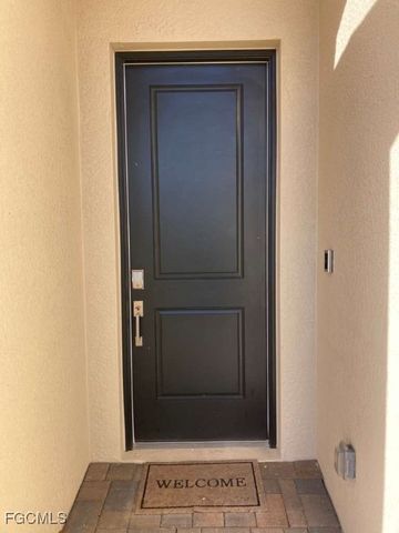 3261 Altimira DR, Fort Myers, FL 33905