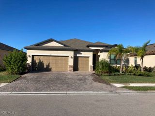 3261 Altimira DR, Fort Myers, FL 33905