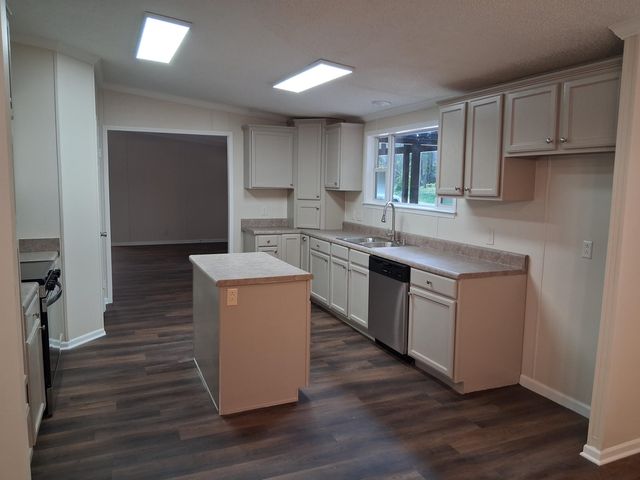 334 Pine Tree Rd, Harleton, TX 75651