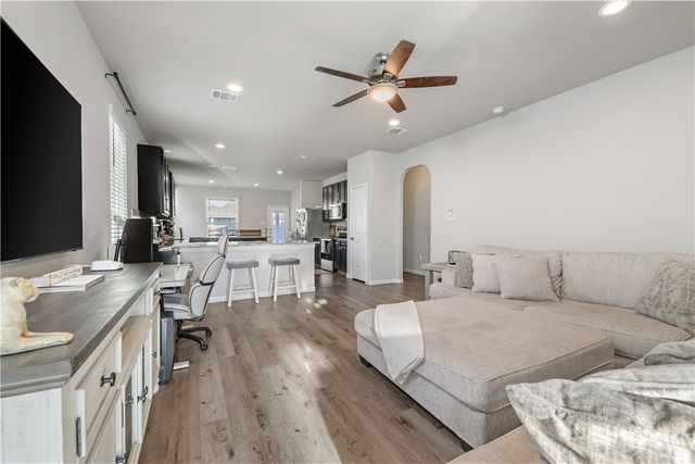 4705 Milagro Loop, Bryan, TX 77807