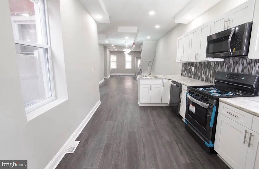 3040 BERKS ST, Philadelphia, PA 19121