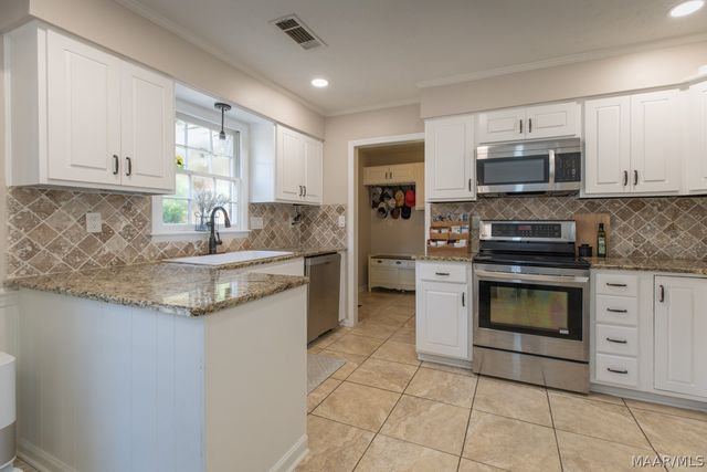 445 ARROWHEAD Drive, Montgomery, AL 36117