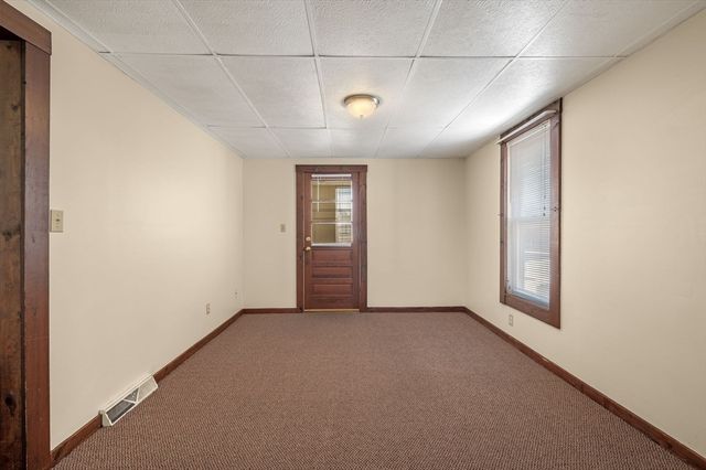 39 Mason St, Salem, MA 01970