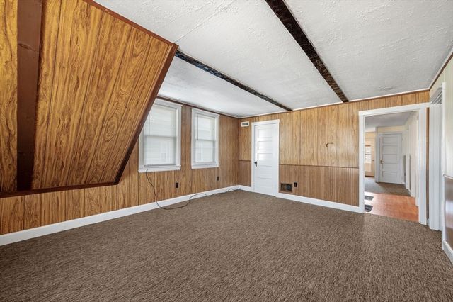 39 Mason St, Salem, MA 01970