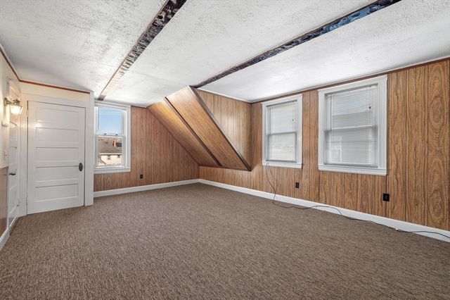 39 Mason St, Salem, MA 01970