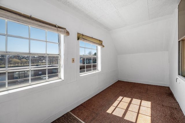 39 Mason St, Salem, MA 01970