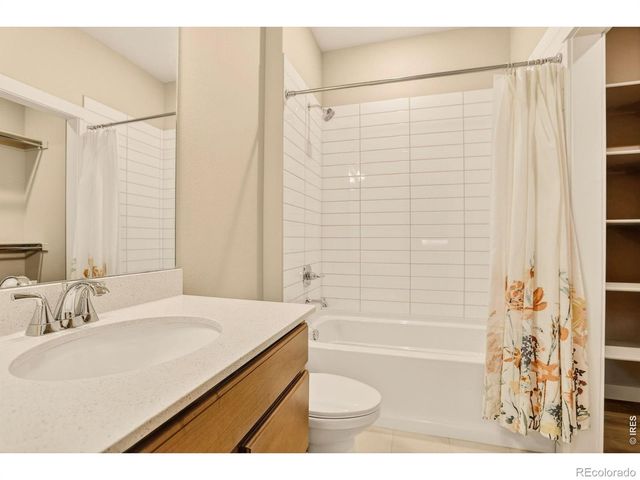 330 High Point Drive 105, Longmont, CO 80504