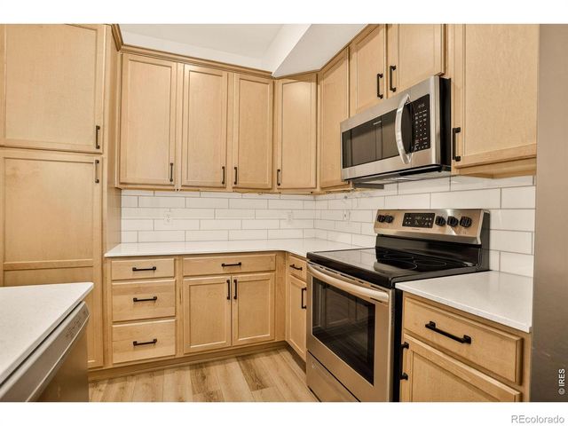 330 High Point Drive 105, Longmont, CO 80504