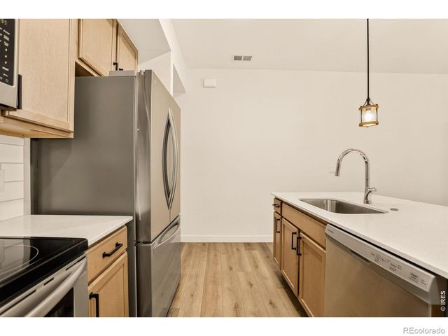 330 High Point Drive 105, Longmont, CO 80504