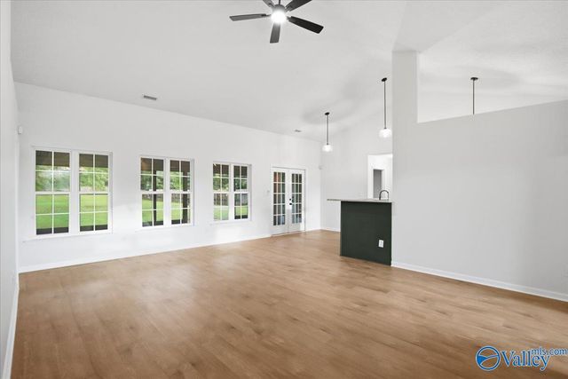 5009 Old Railroad Bed Road, Harvest, AL 35749
