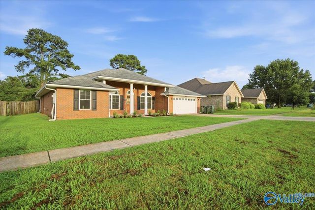 5009 Old Railroad Bed Road, Harvest, AL 35749