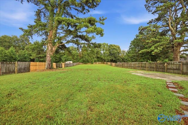 5009 Old Railroad Bed Road, Harvest, AL 35749