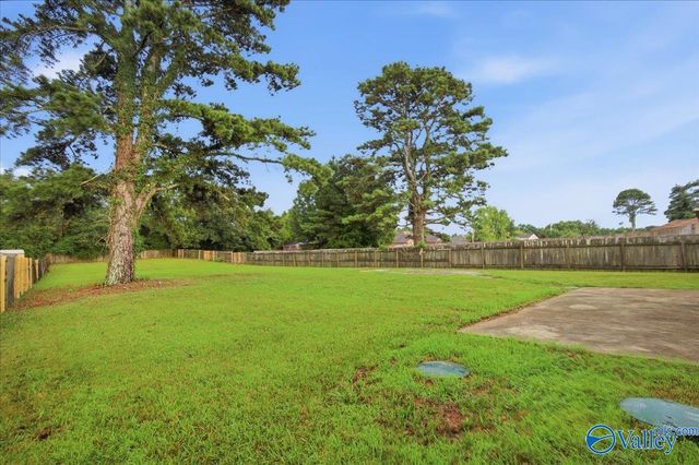 5009 Old Railroad Bed Road, Harvest, AL 35749