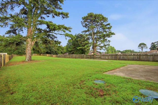 5009 Old Railroad Bed Road, Harvest, AL 35749