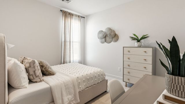 3312 Los Feliz, Santa Fe, NM 87507