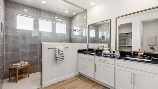 3312 Los Feliz, Santa Fe, NM 87507