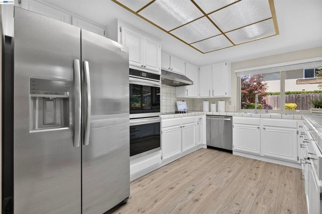 2534 Marsh Dr, San Ramon, CA 94583