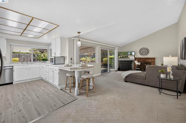 2534 Marsh Dr, San Ramon, CA 94583