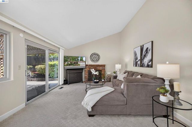 2534 Marsh Dr, San Ramon, CA 94583