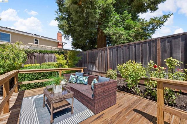 2534 Marsh Dr, San Ramon, CA 94583