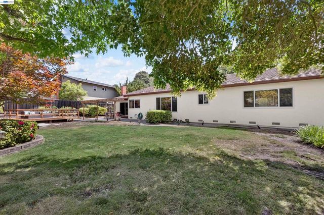 2534 Marsh Dr, San Ramon, CA 94583