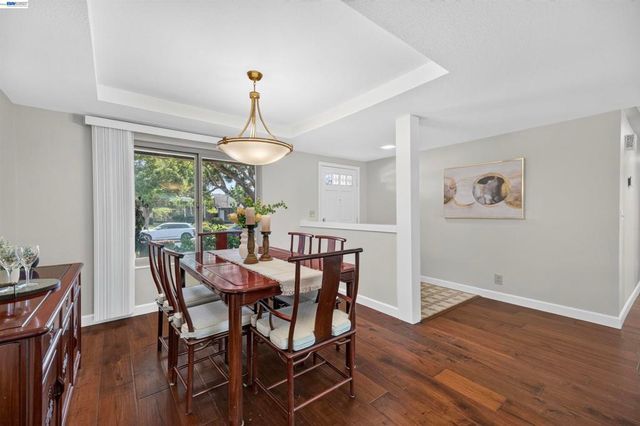 2534 Marsh Dr, San Ramon, CA 94583