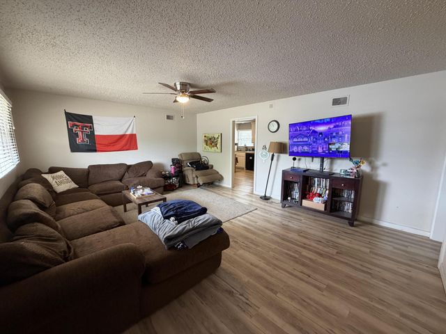 4212 40th Street, Lubbock, TX 79413
