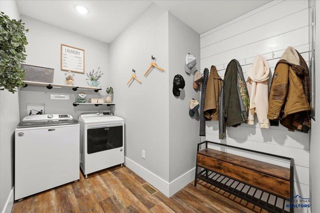 12142 WASHINGTON LOOP, Sturgis, SD 57785