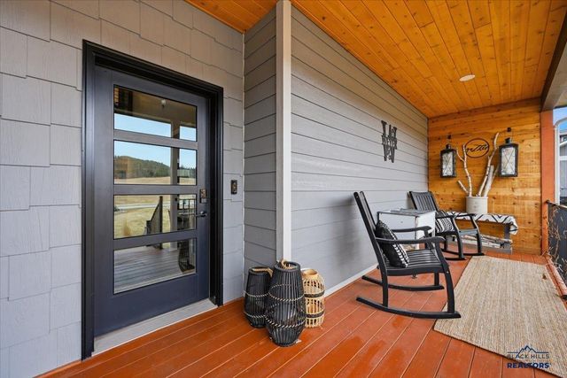 12142 WASHINGTON LOOP, Sturgis, SD 57785