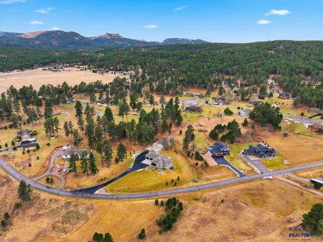 12142 WASHINGTON LOOP, Sturgis, SD 57785