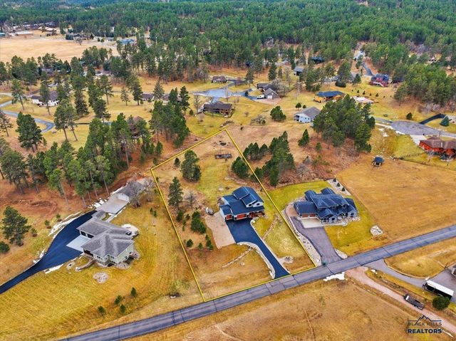 12142 WASHINGTON LOOP, Sturgis, SD 57785