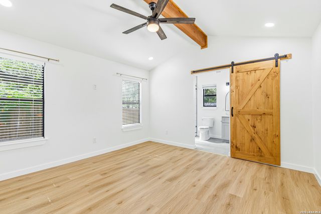 221 W HIGHLAND DR, Boerne, TX 78006