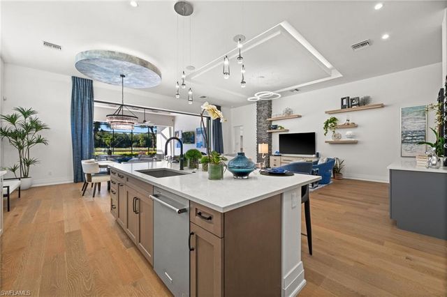 19026 Via Messina WAY, Miromar Lakes, FL 33913