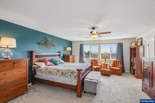 3290 Elder St NW, Salem, OR 97304