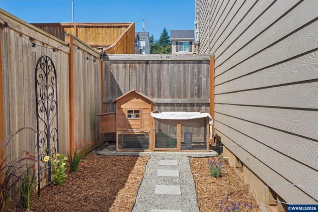 3290 Elder St NW, Salem, OR 97304