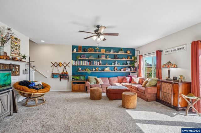 3290 Elder St NW, Salem, OR 97304