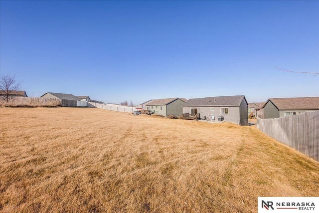 14623 Gilder Avenue, Bennington, NE 68007
