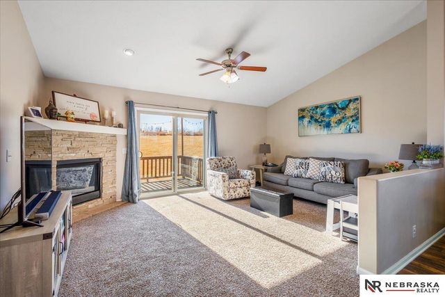 14623 Gilder Avenue, Bennington, NE 68007