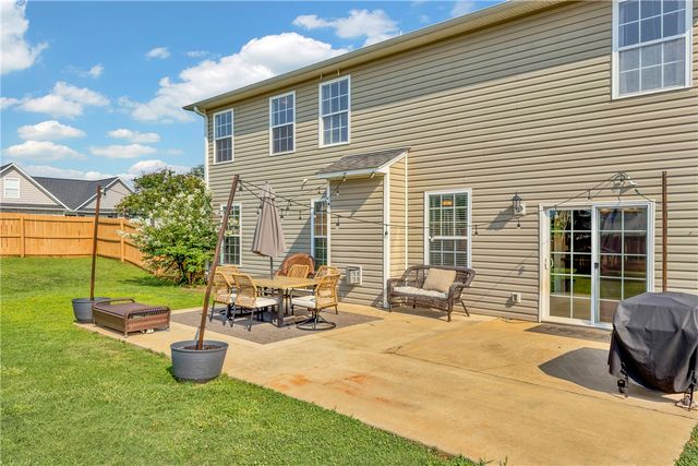 1010 Blythwood Drive, Piedmont, SC 29673