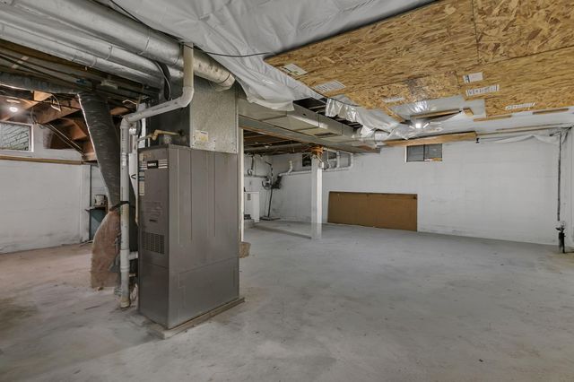 400 Chinook Avenue SW, Avon, MN 56310