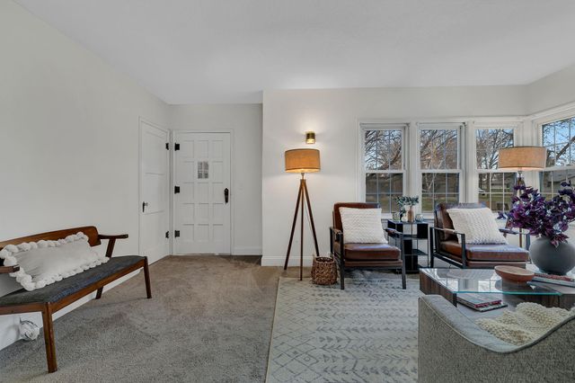 400 Chinook Avenue SW, Avon, MN 56310