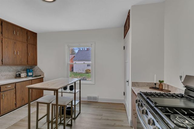 400 Chinook Avenue SW, Avon, MN 56310