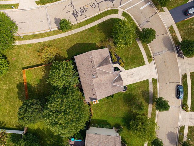400 Sandmar Court, Pataskala, OH 43062