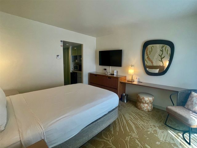 410 Atkinson Drive 957, Honolulu, HI 96814