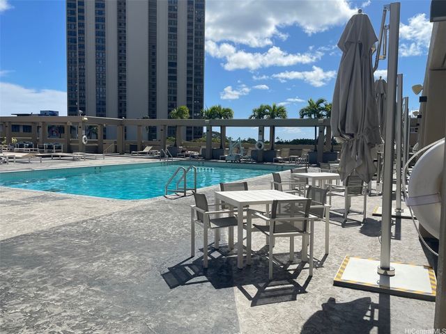 410 Atkinson Drive 957, Honolulu, HI 96814