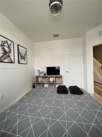 12107 NW 24th Pl, Miami, FL 33167