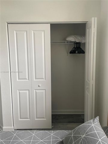 12107 NW 24th Pl, Miami, FL 33167